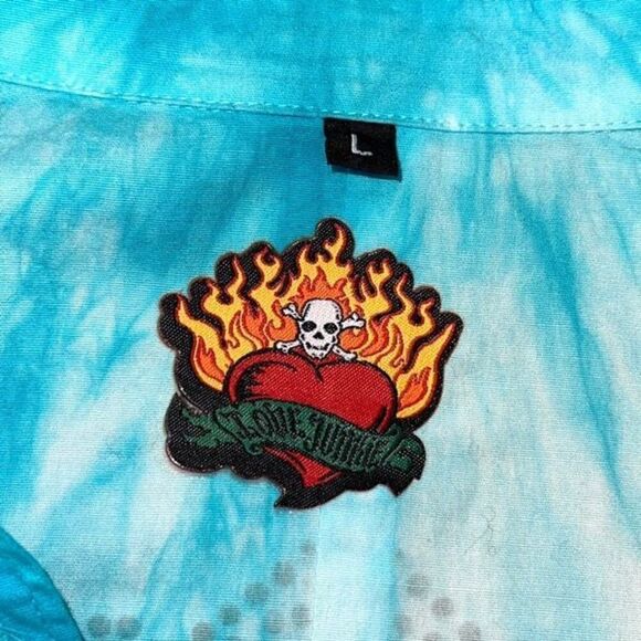 Love Junkie Women’s Tie Dye Button Down Shirt Studded Cross Teal Size Large‎ - Picture 6 of 11